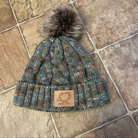 K82. Women’s Shelly‎ Cove Winter Hat - Picture 1 of 5